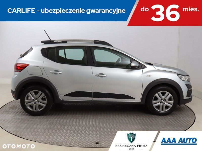 Dacia Sandero - 8