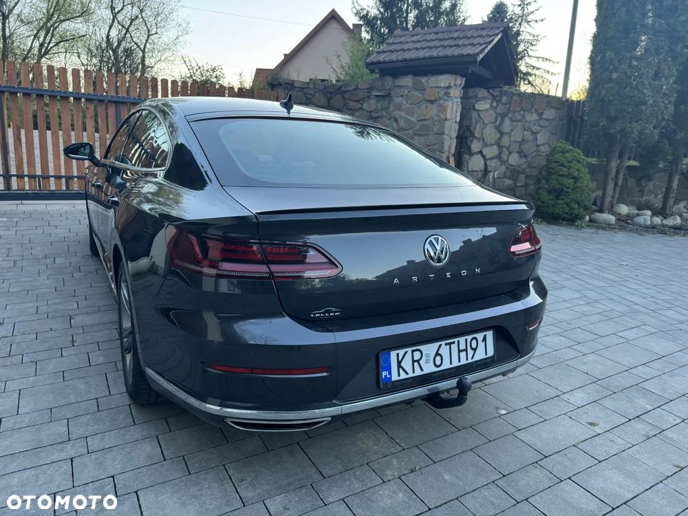Volkswagen Arteon 2.0 TDI SCR R-Line DSG - 18