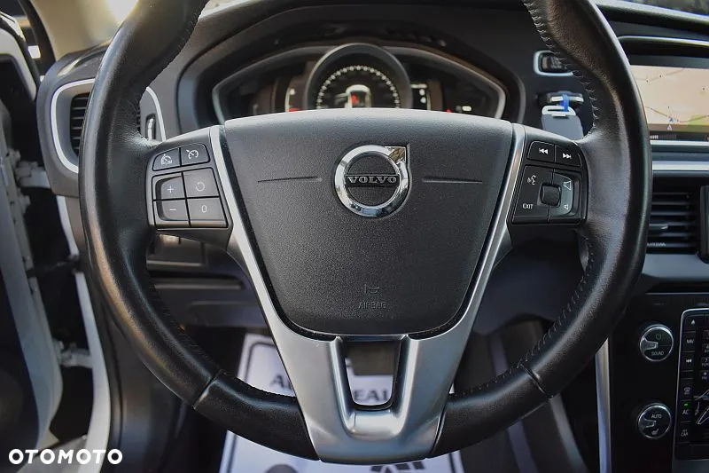 Volvo V40 T2 Geartronic Momentum - 12