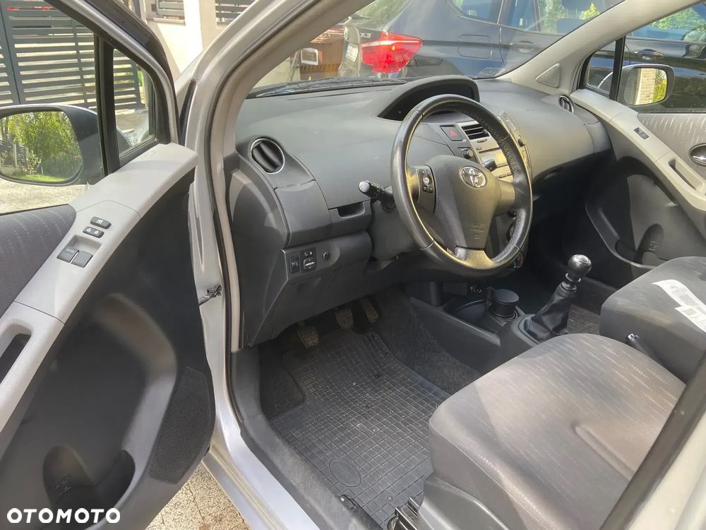 Toyota Yaris 1.33 Luna - 13