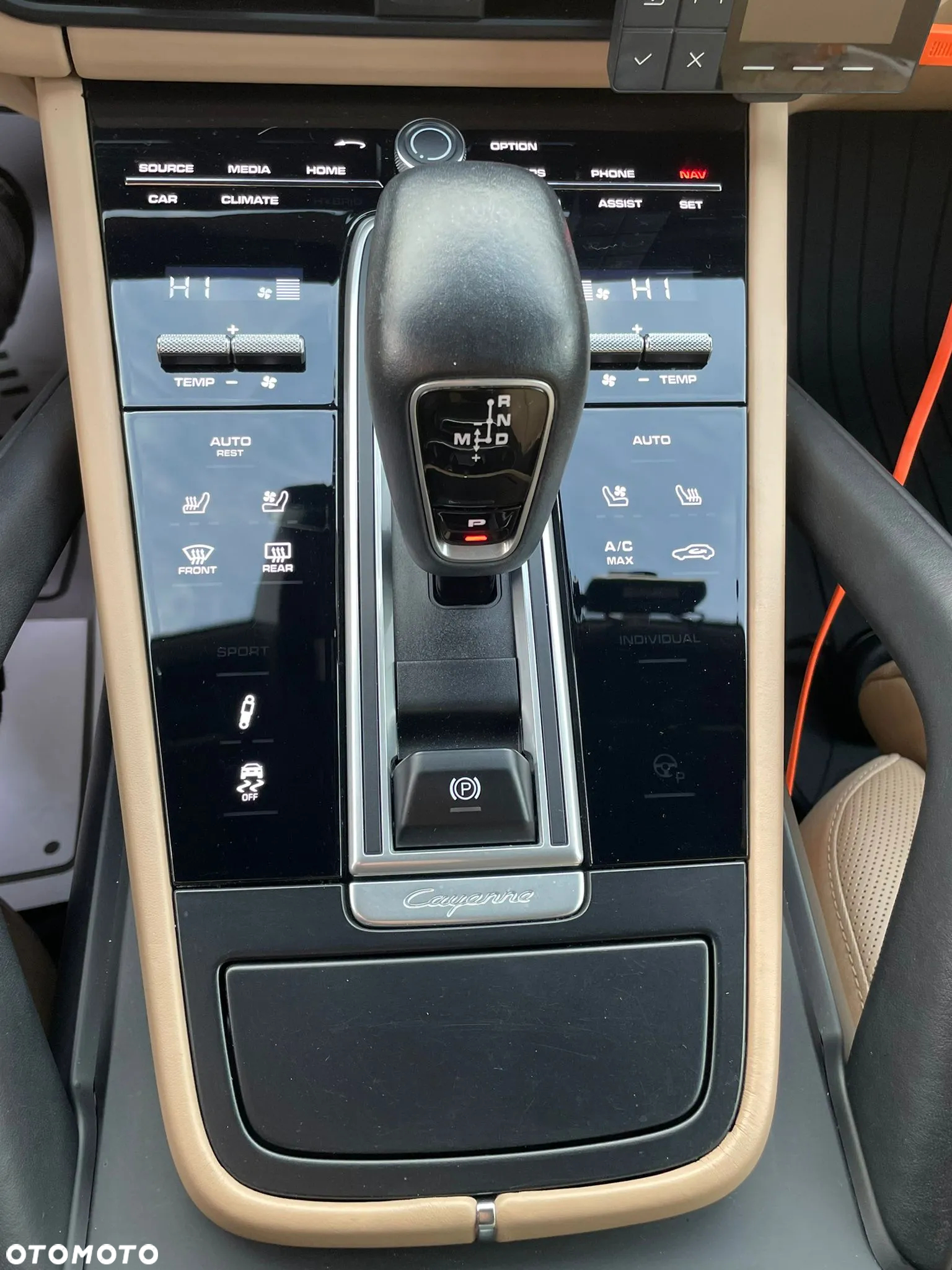 Porsche Cayenne S - 12