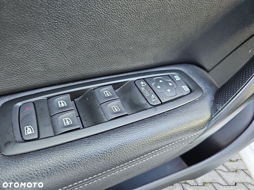 Renault Megane 1.5 Blue dCi Intens EDC - 15