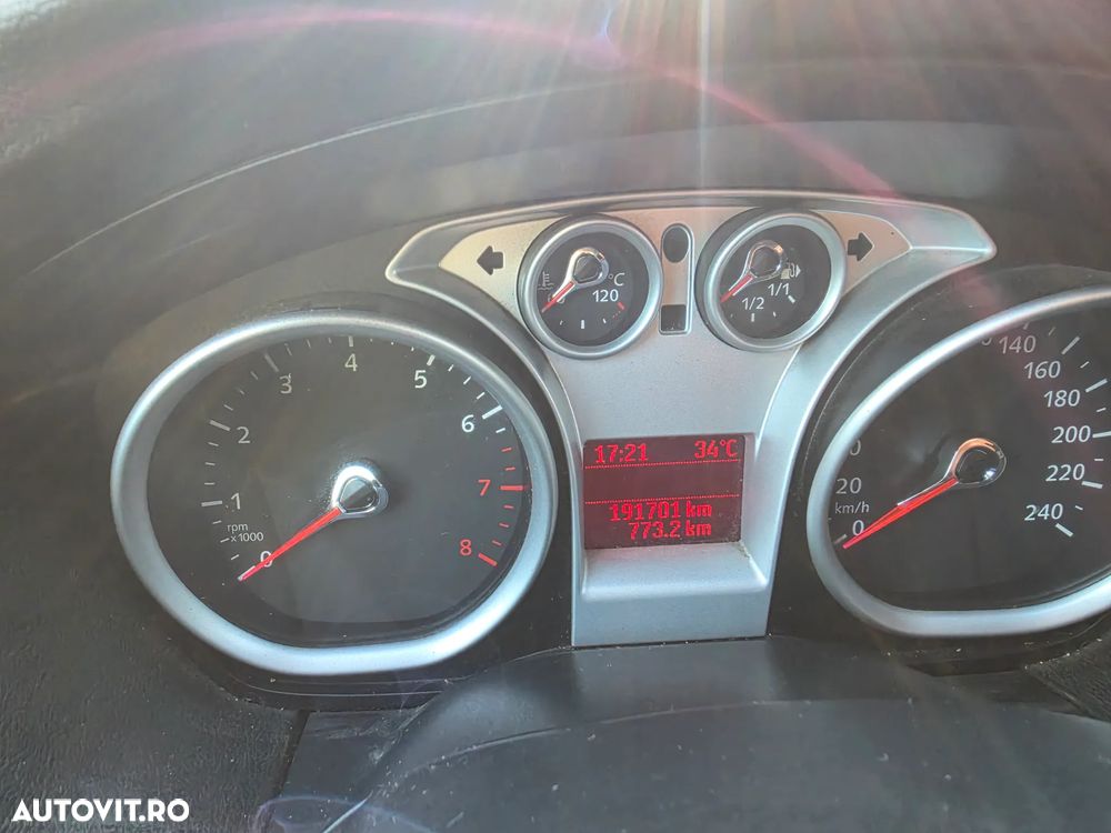 Ford Focus 1.6 TI-VCT Sport - 4