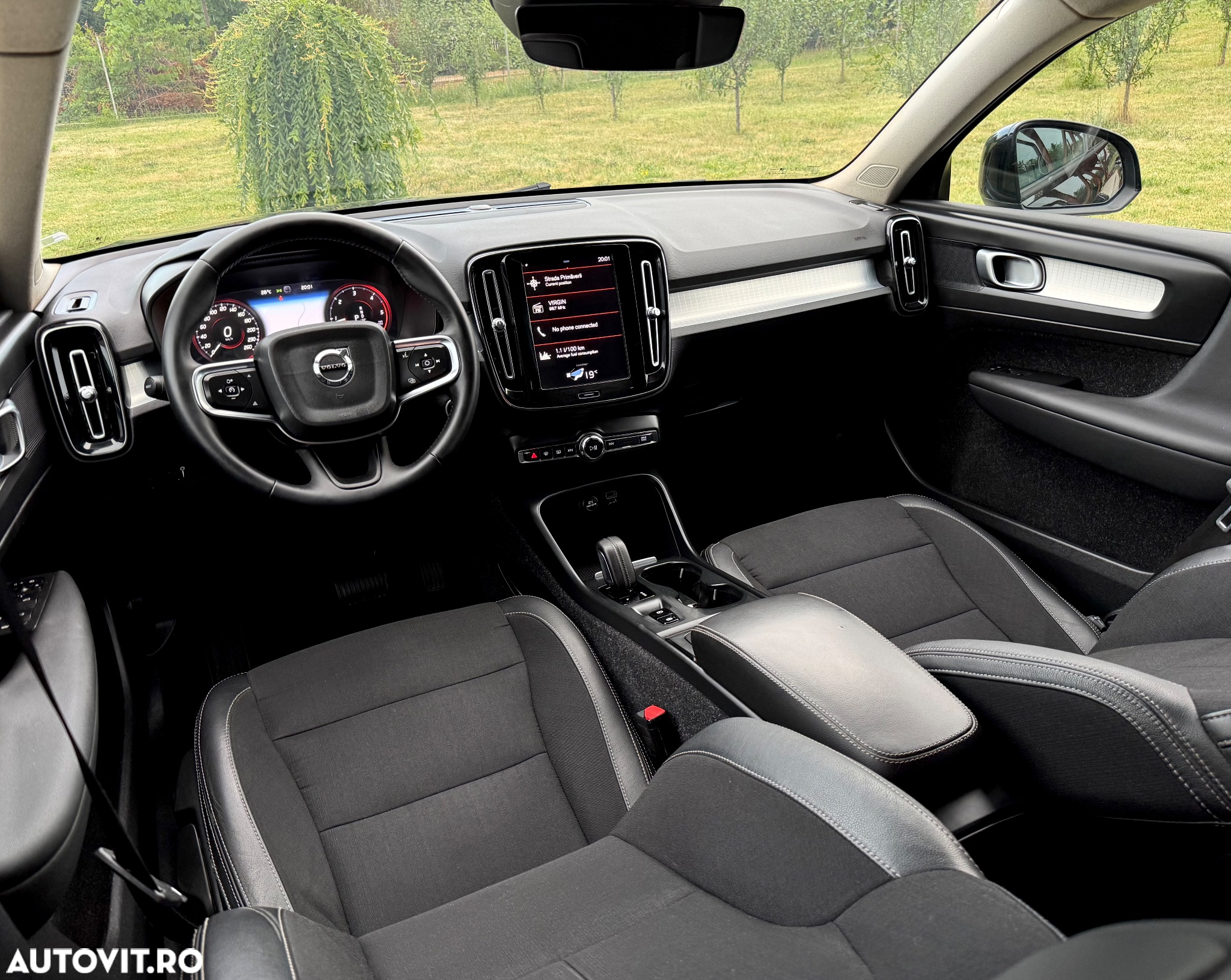 Volvo XC 40 D3 AWD Geartronic Momentum - 9
