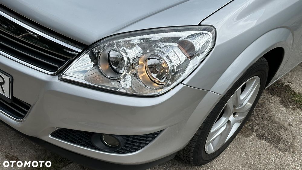 Opel Astra 1.6 Edition - 11