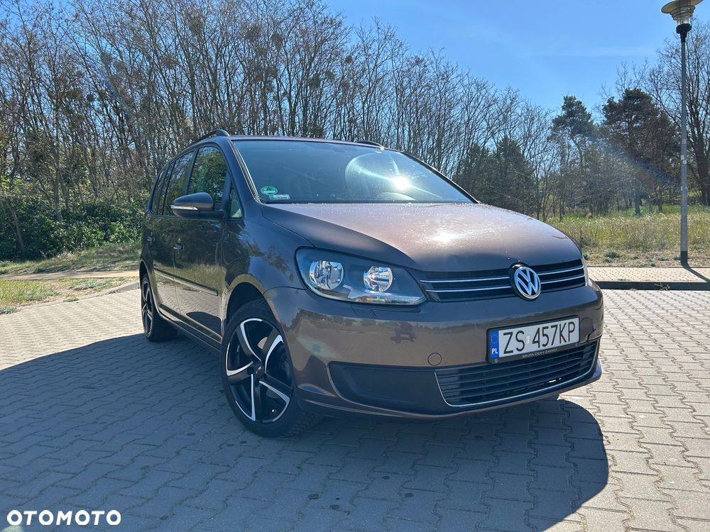 Volkswagen Touran - 1