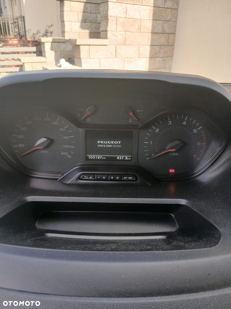 Peugeot Partner - 13
