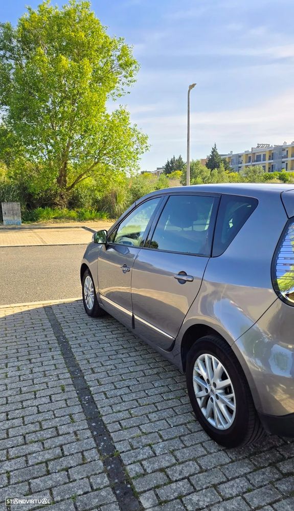Renault Scénic 1.5 dCi Exclusive SS - 5