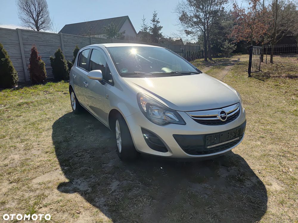 Opel Corsa 1.2 16V Energy - 4