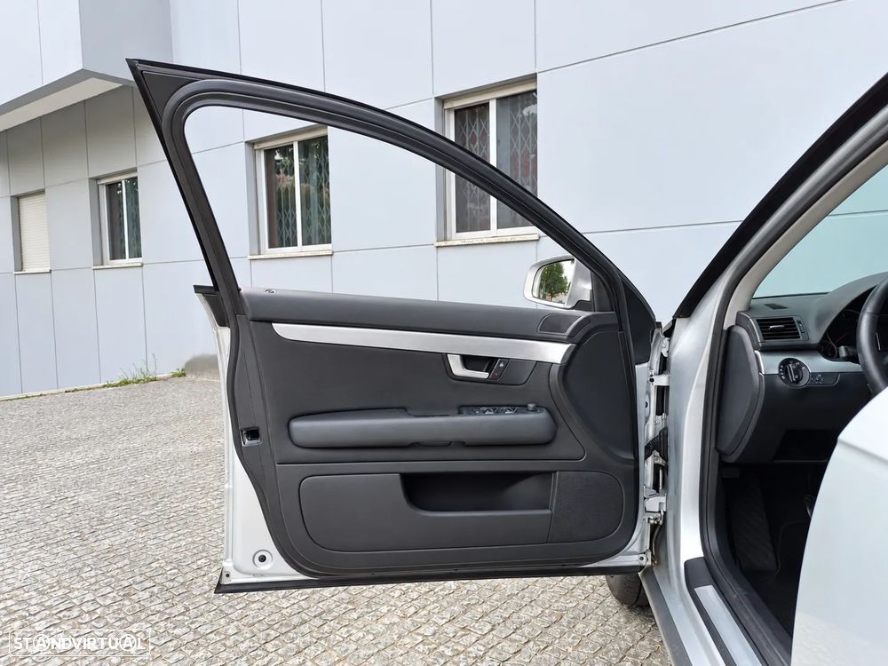 Audi A4 2.0 TDI S-line - 18