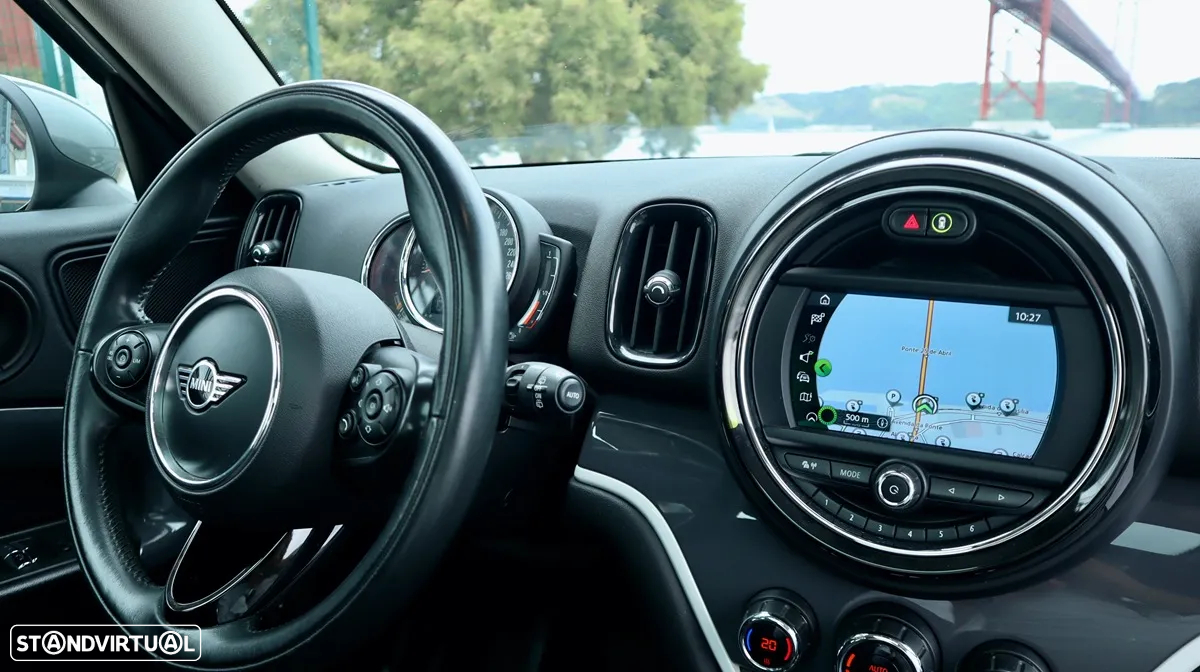 MINI Countryman Cooper SE ALL4 Auto - 28