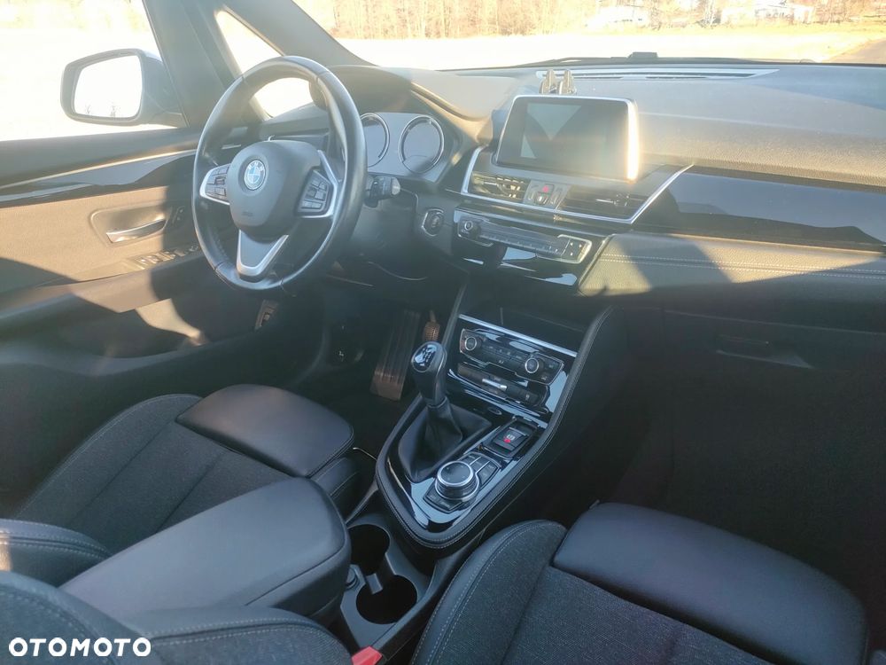 BMW Seria 2 218i GT Sport Line - 13