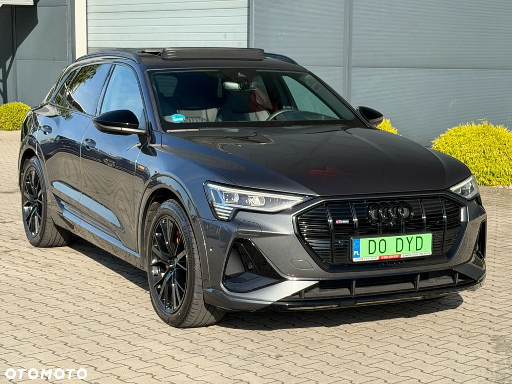 Audi e-tron 55 Quattro S Line - 12