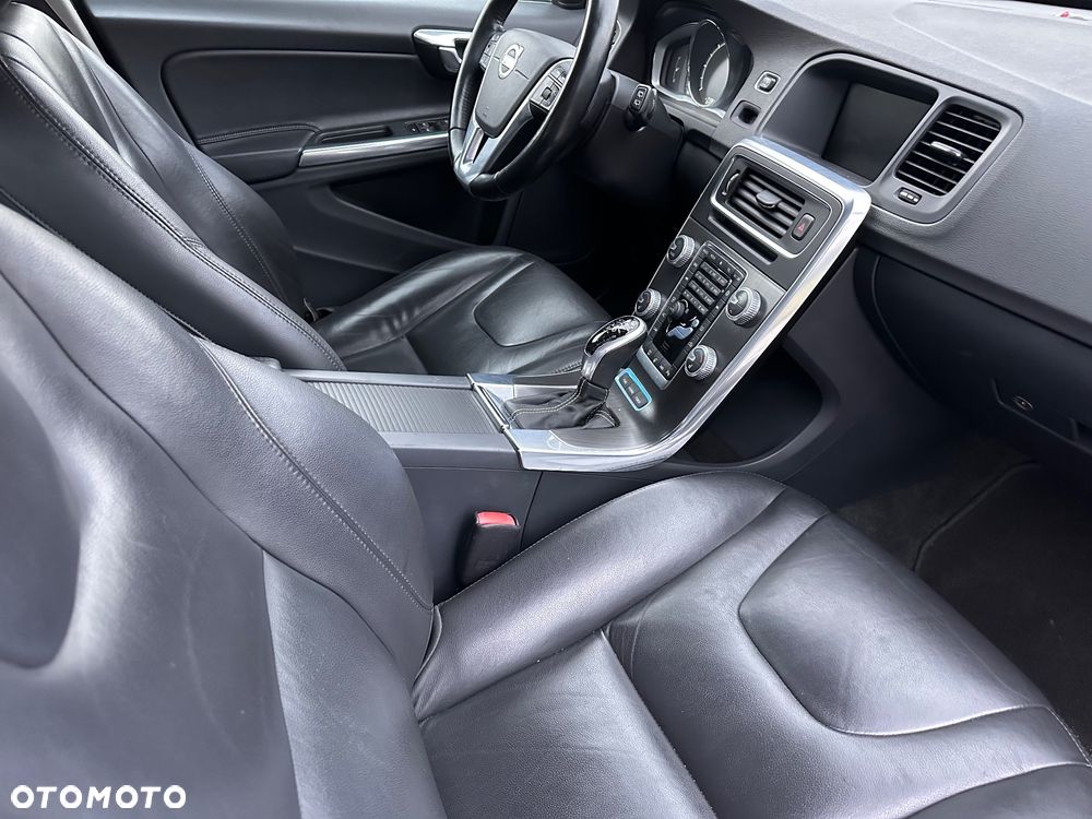 Volvo V60 - 17