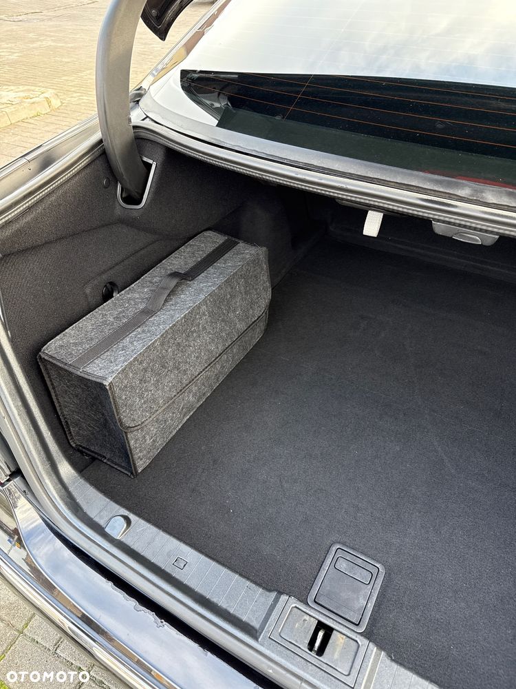 Mercedes-Benz Klasa E 320 CDI 7G-TRONIC Elegance - 26
