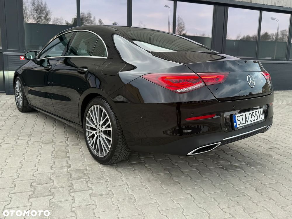 Mercedes-Benz CLA 180 7G-DCT Progressive Line Advanced - 2