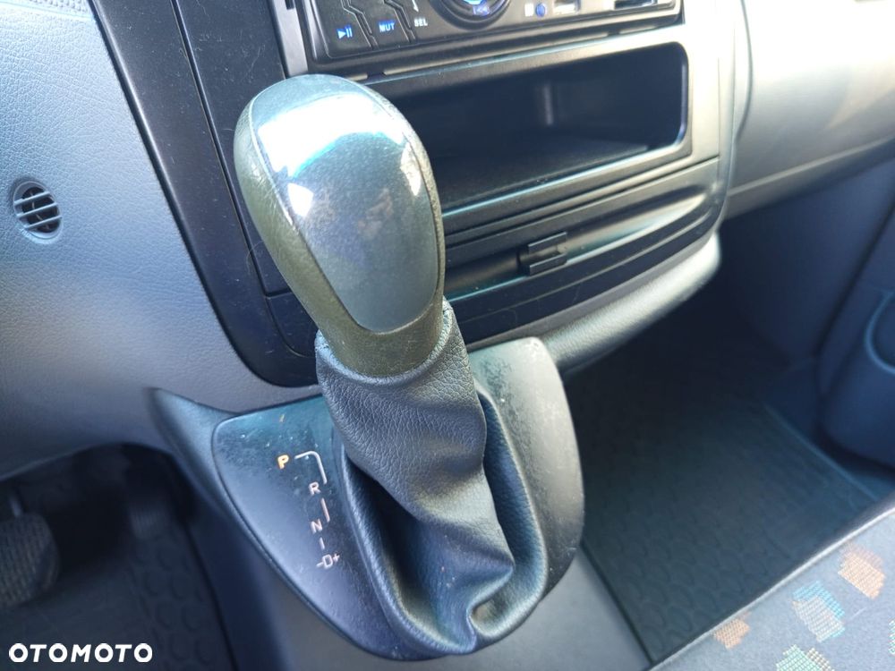 Mercedes-Benz VITO - 22