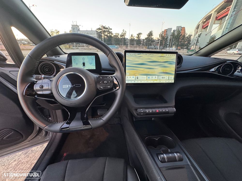 BYD Dolphin 60.4 kWh Comfort - 6