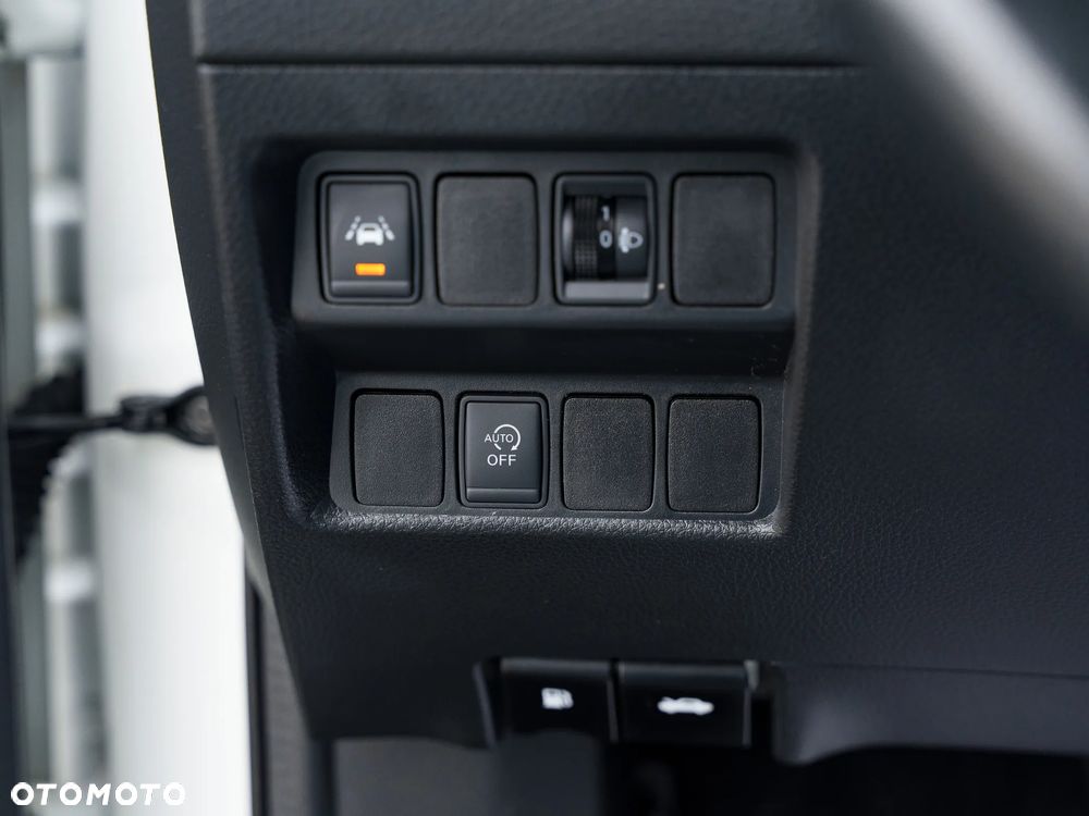 Nissan Qashqai 1.5 dCi N-Connecta - 30