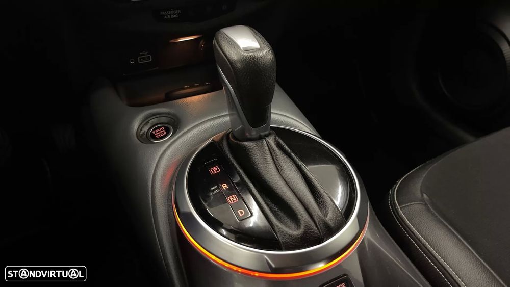 Nissan Juke 1.0 DIG-T N-Design C.Two Tone B.DCT - 41