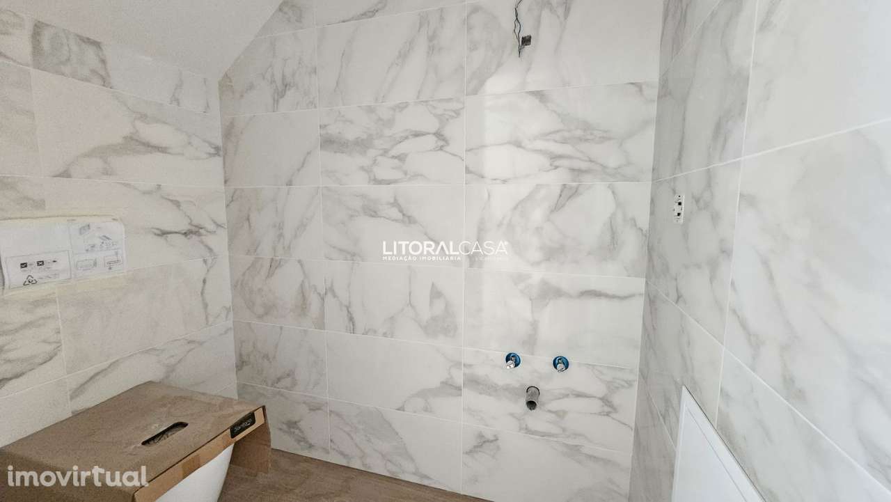 Apartamento T3  | Duplex | Terraço na Cobertura - Grande imagem: 2/19