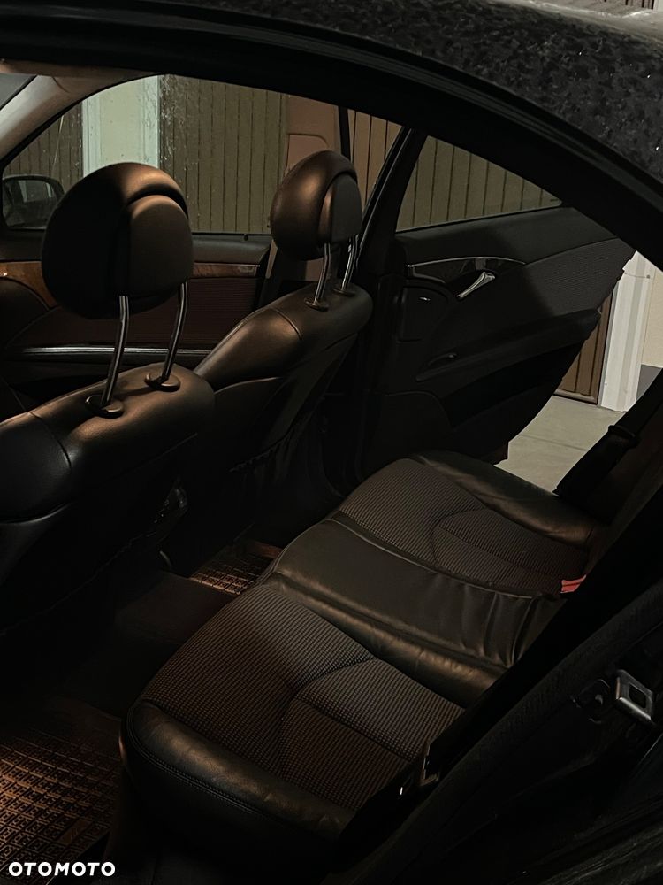 Mercedes-Benz Klasa E - 12