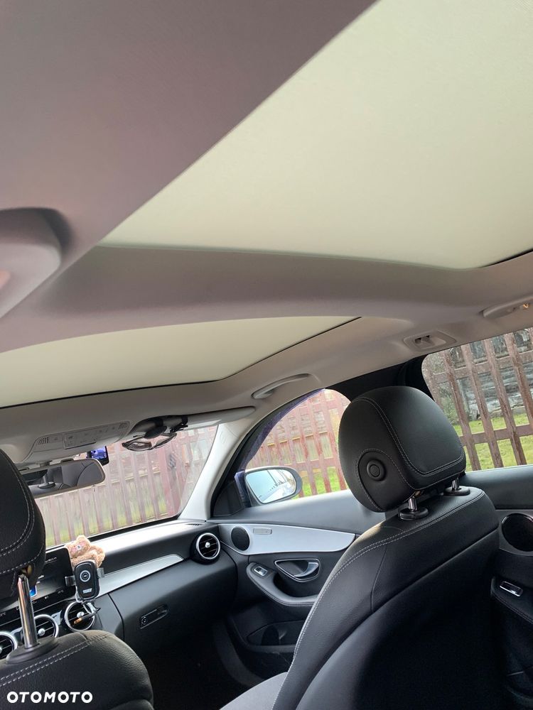 Mercedes-Benz Klasa C 180 9G-TRONIC Edition - 16