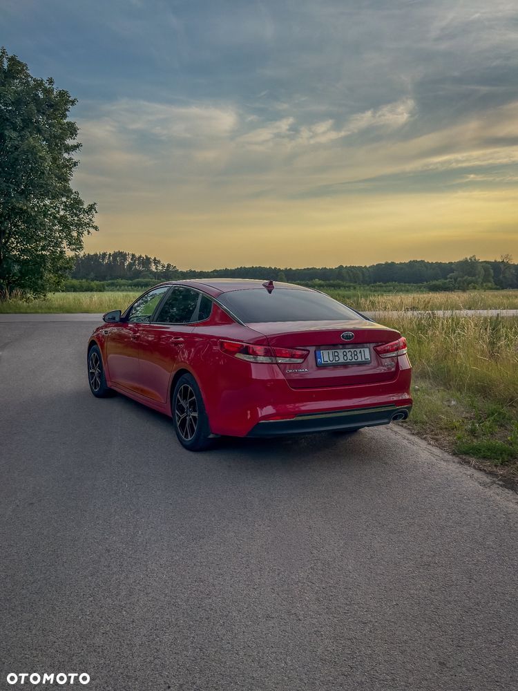 Kia Optima 1.7 CRDI L DCT - 10