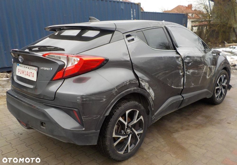 Toyota C-HR - 14