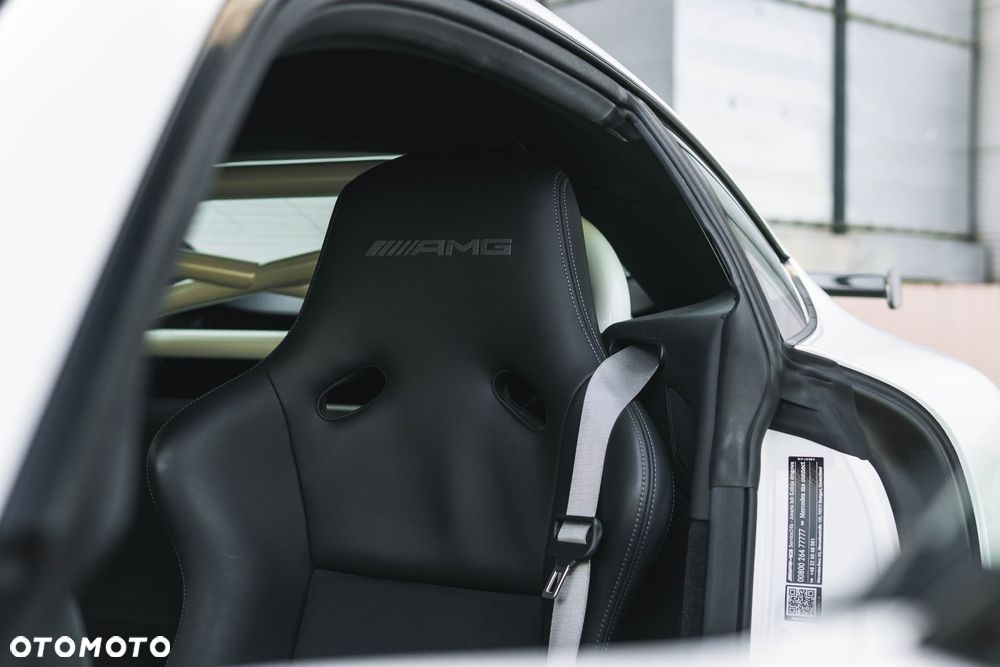 Mercedes-Benz AMG GT - 30