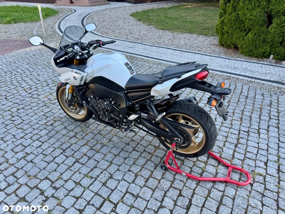 Yamaha FZ8 - 8