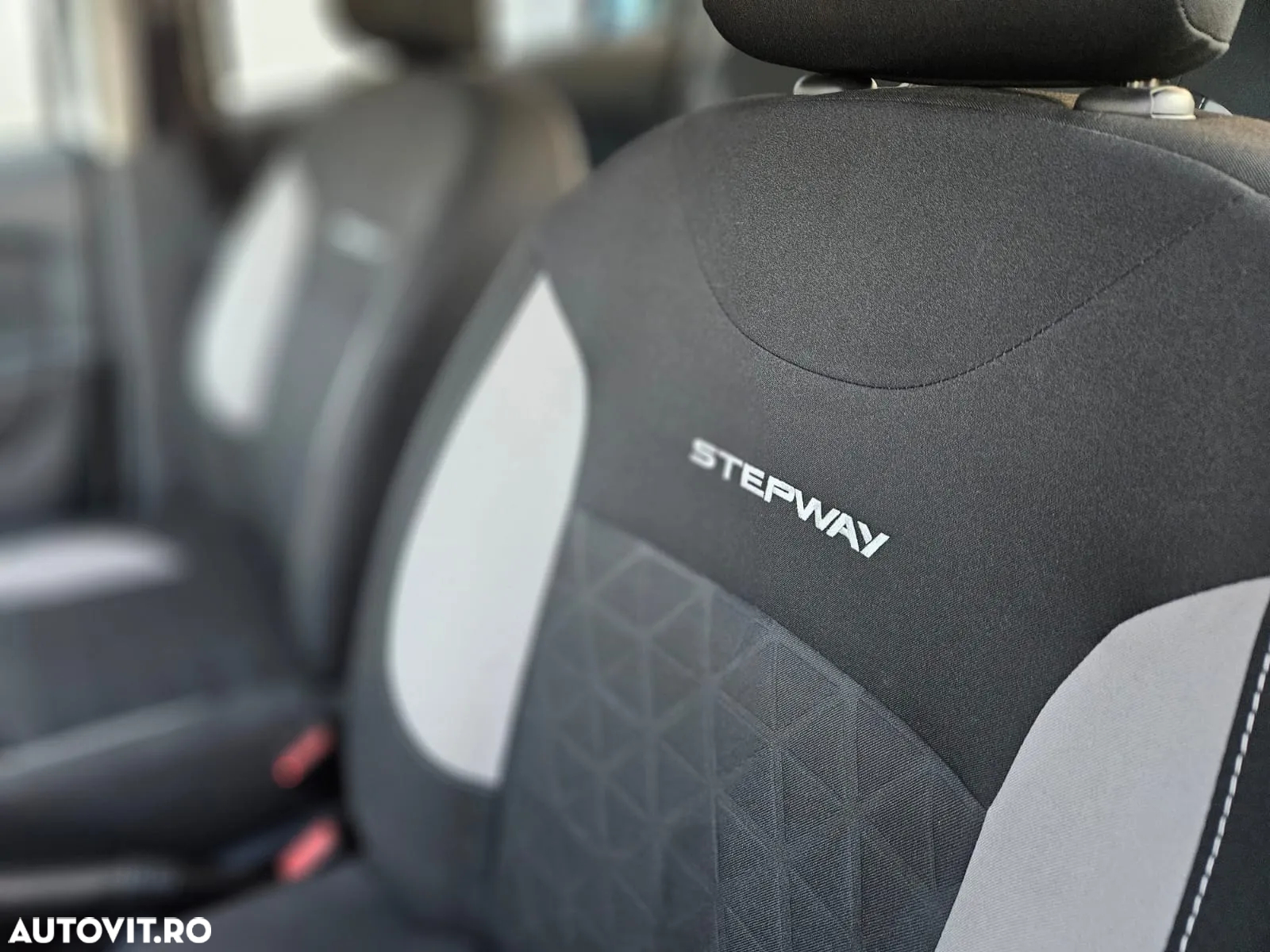 Dacia Sandero Stepway dCi 90 Prestige - 19