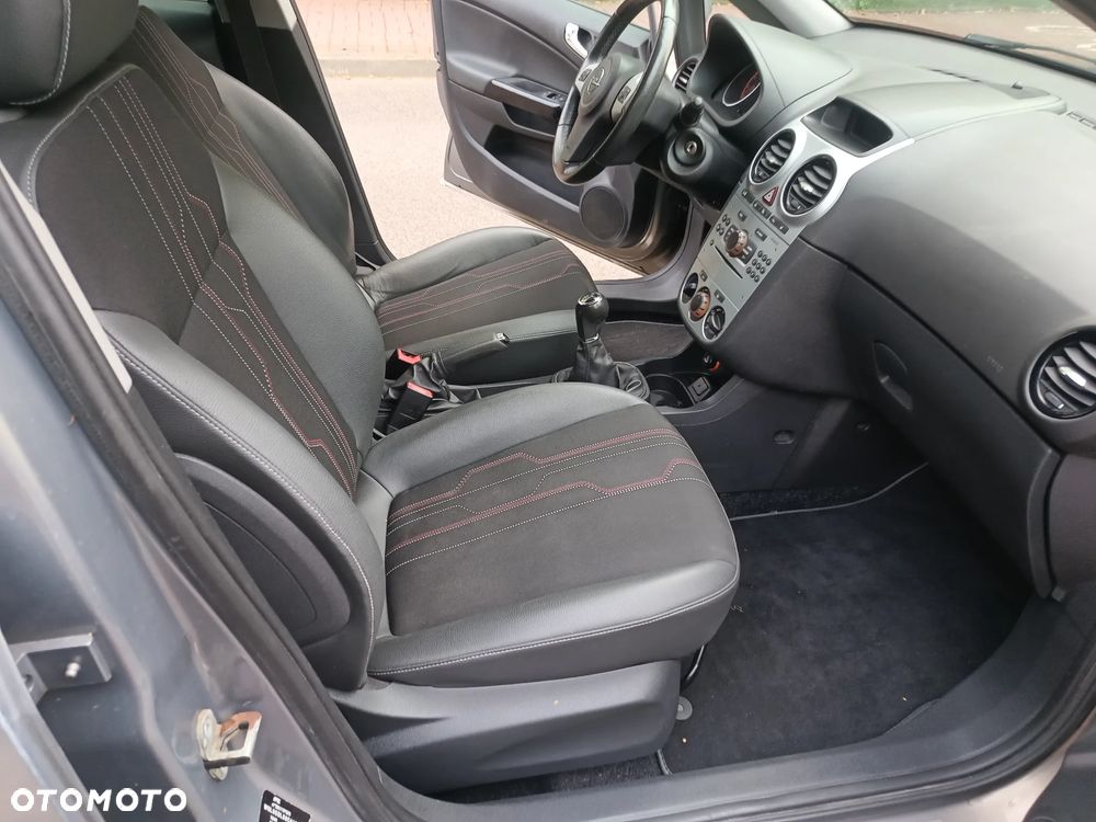 Opel Corsa 1.4 16V 150 Jahre - 16
