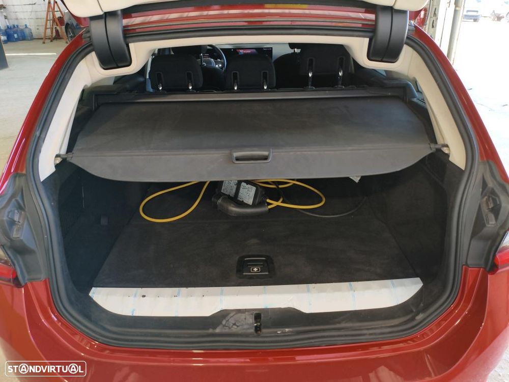 BMW 320 e Auto - 11