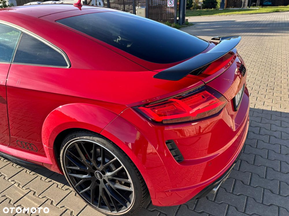 Audi TT S Coupé - 18