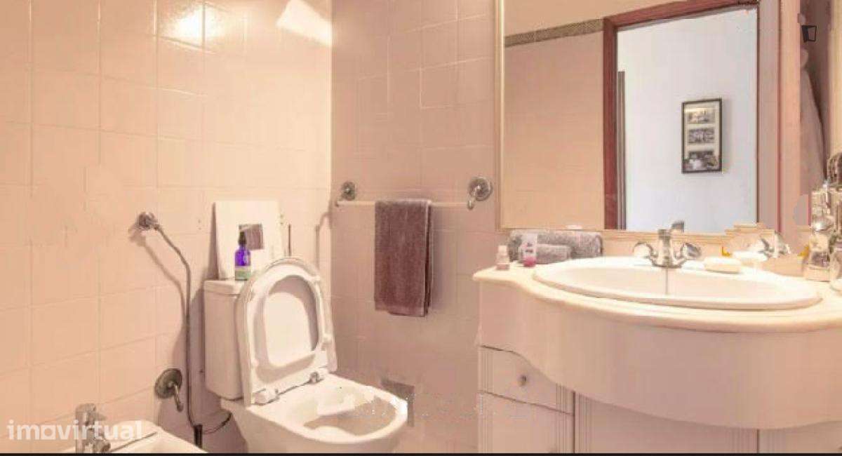 Quarto - localizado em Carcavelos Lisbon - Grande imagem: 2/12