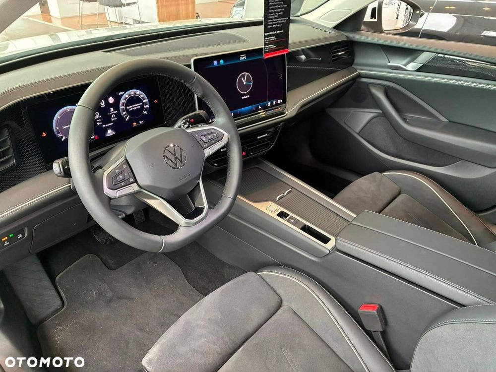 Volkswagen Passat Variant 2.0 TDI SCR Business DSG - 4