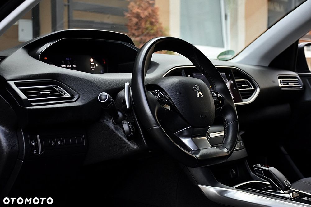 Peugeot 308 BlueHDi 130 EAT8 Stop & Start Allure - 17