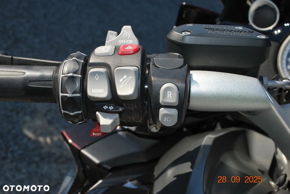BMW K - 7