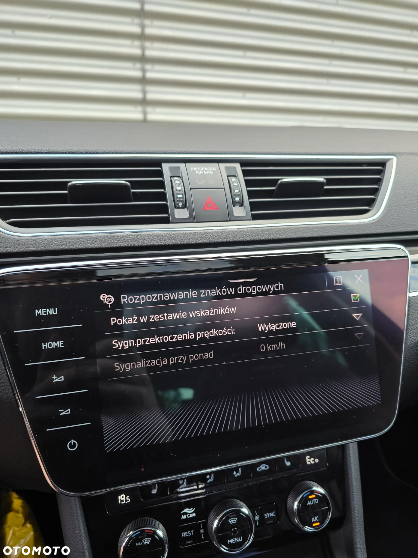 Skoda Superb Combi 1.4 TSI iV DSG L&K - 24