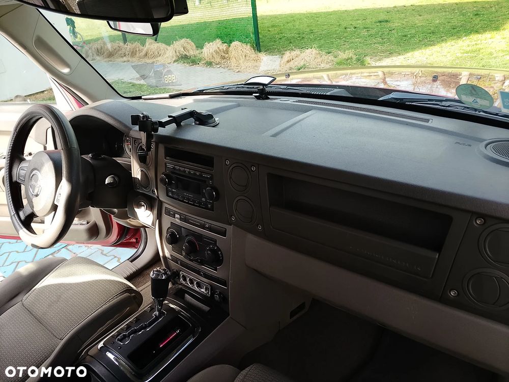 Jeep Commander 3.7 V6 - 13