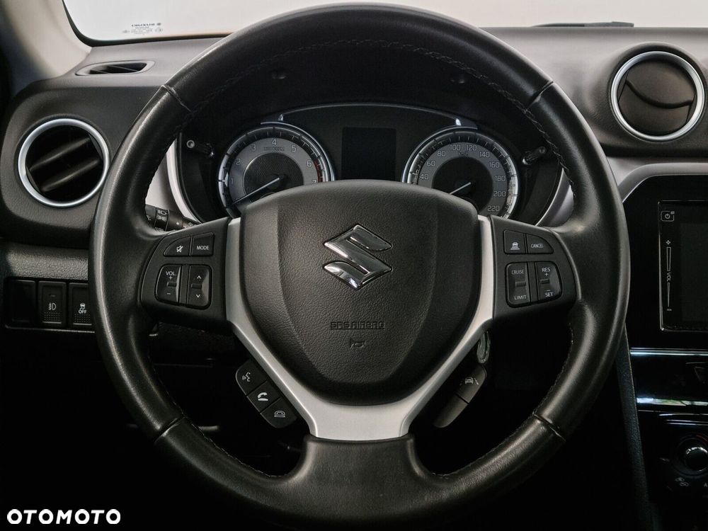 Suzuki Vitara 1.4 Boosterjet mHEV Premium 2WD - 12