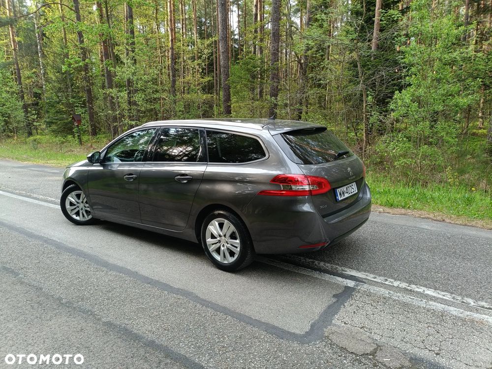 Peugeot 308 1.6 BlueHDi Allure S&S - 37