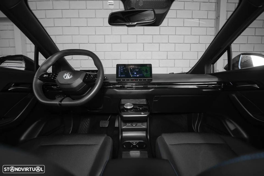 MG MG4 77 kWh Extended Range Luxury - 36