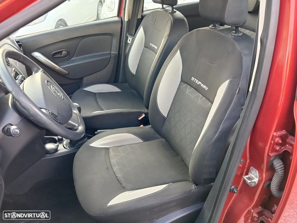 Dacia Sandero 1.5 dCi Stepway - 12