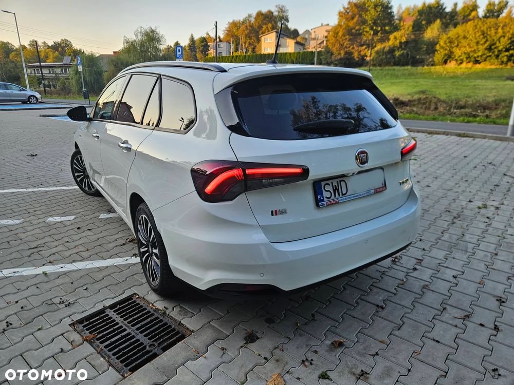 Fiat Tipo 1.0 T3 Garmin - 21
