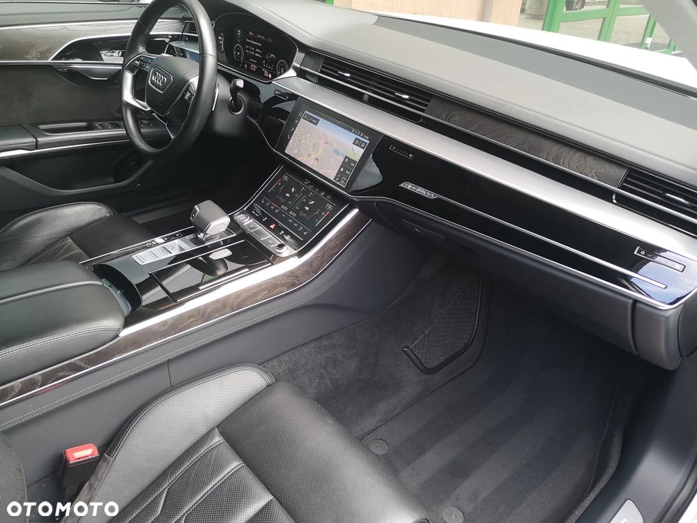 Audi A8 L 55 TFSI quattro tiptronic - 10