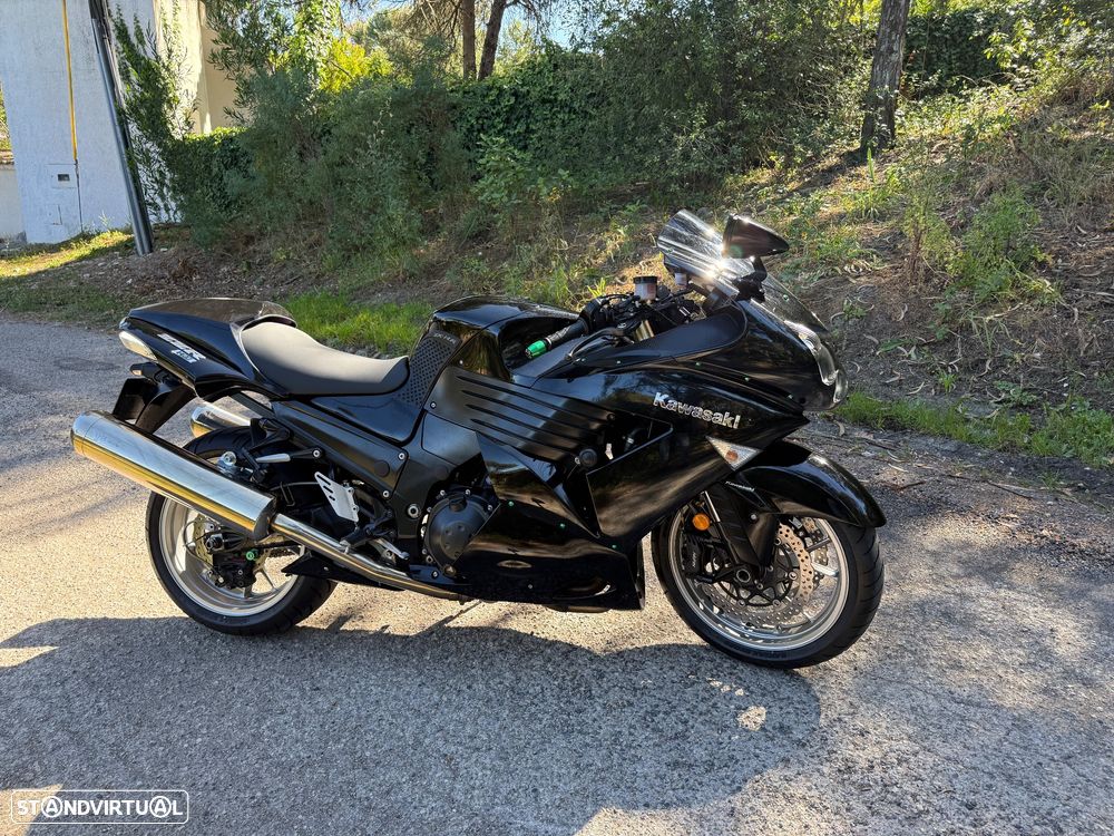 Kawasaki ZZR 1400 - 23