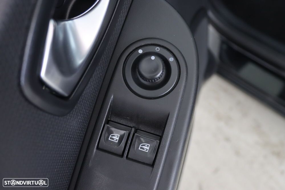 Renault Clio Sport Tourer 0.9 TCE Dynamique S - 16