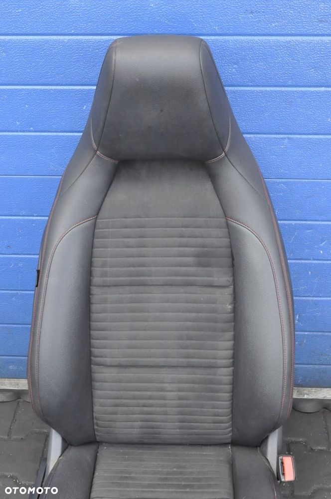 MERCEDES W117 FOTELE KANAPA BOCZKI SKÓRA - 5